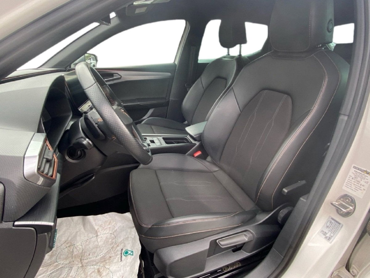Cupra Leon Leon 1.5 hybrid 150cv dsg (12)