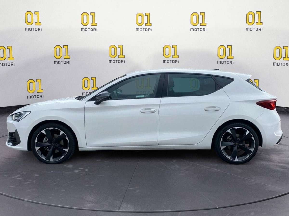 Cupra Leon Leon 1.5 hybrid 150cv dsg (2)