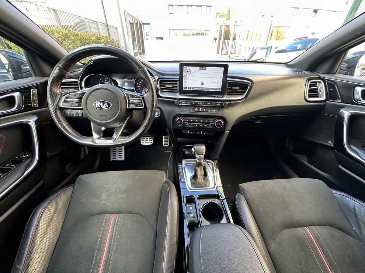 Kia ProCeed 1.6 t-gdi GT 204cv dct (10)