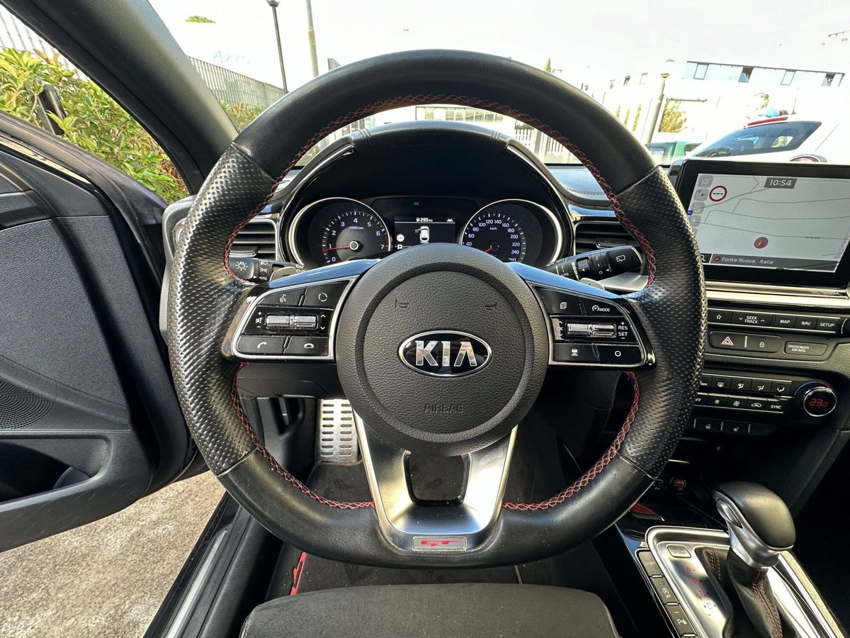 Kia ProCeed 1.6 t-gdi GT 204cv dct (9)