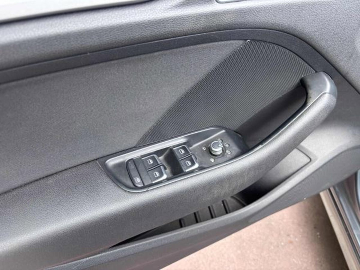 Audi A3 2.0 TDI 184 CV quattro S tronic (13)