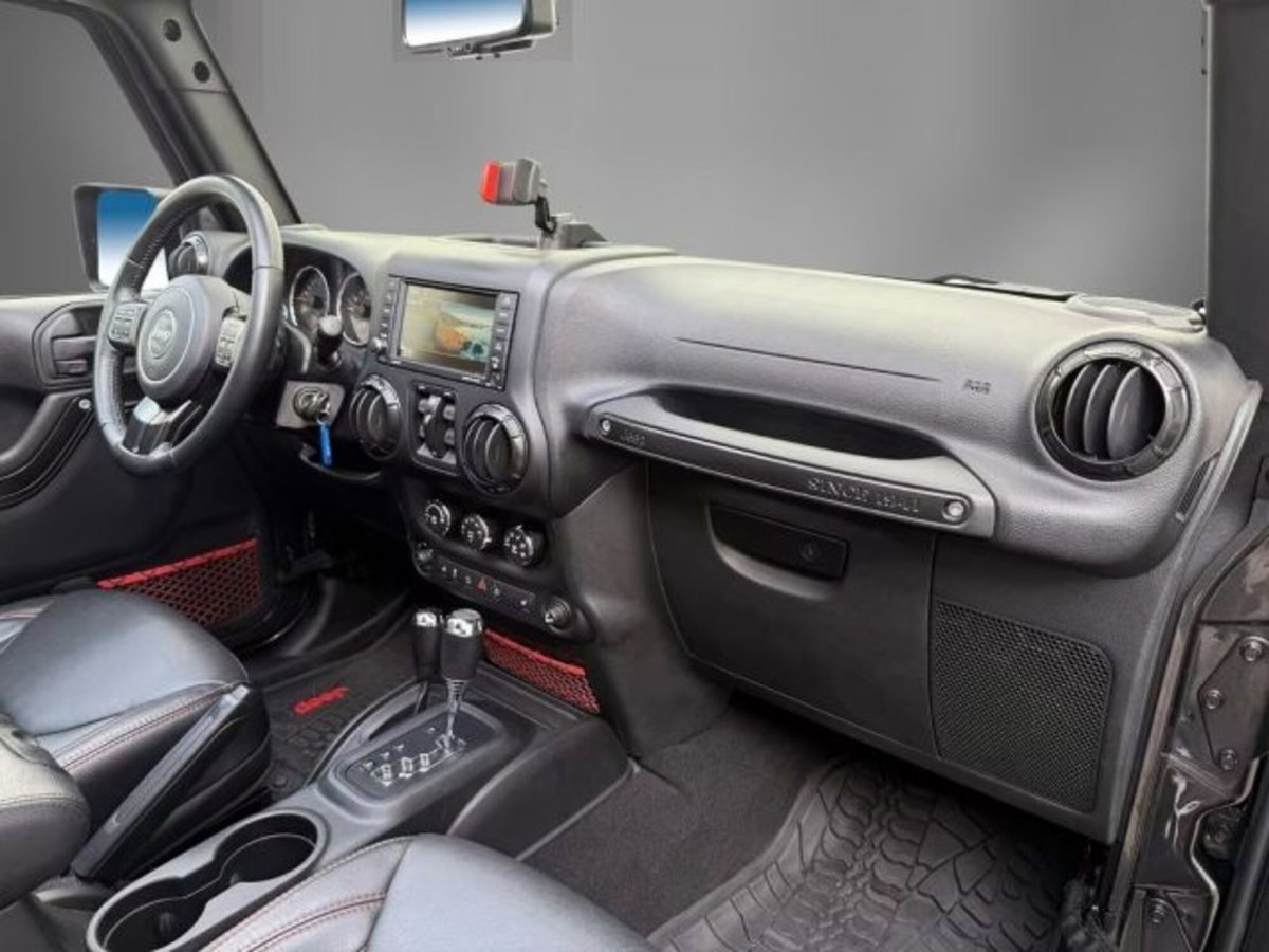 Jeep Wrangler Unlimited 3.6 V6 Rubicon Auto (13)