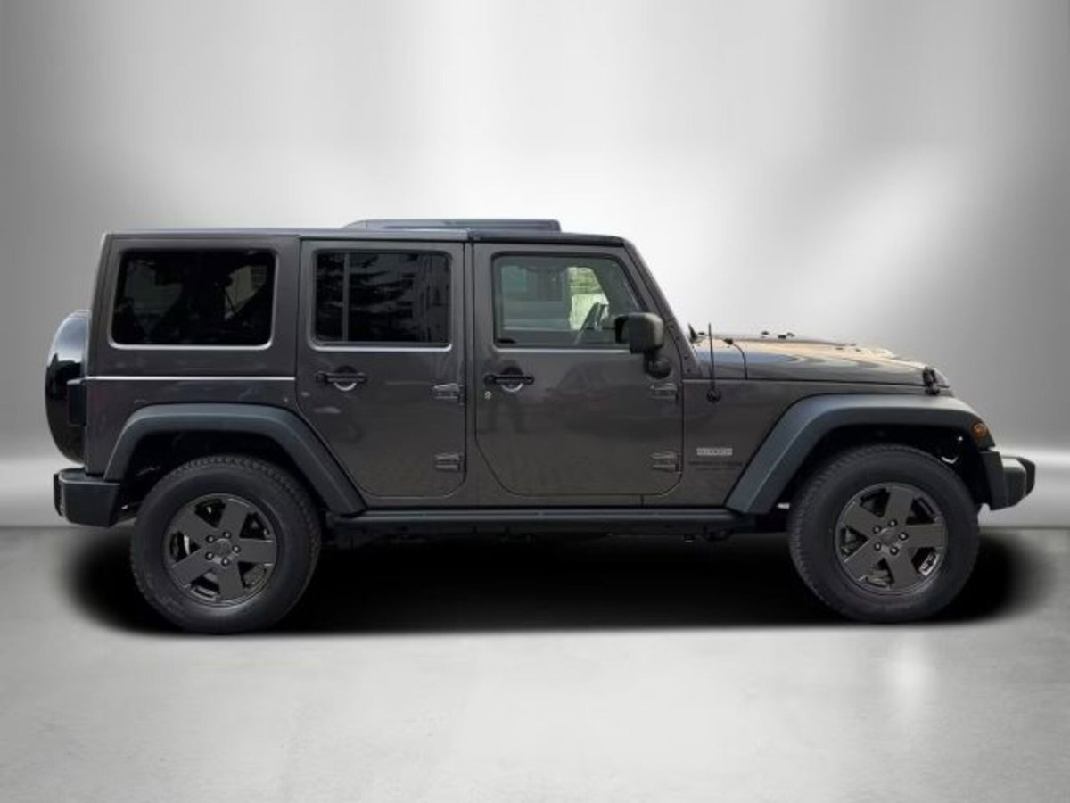 Jeep Wrangler Unlimited 3.6 V6 Rubicon Auto (3)