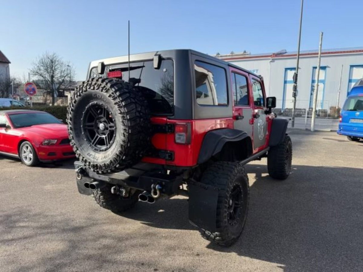 Jeep Wrangler Unlimited 3.6 V6 Rubicon Auto (2)