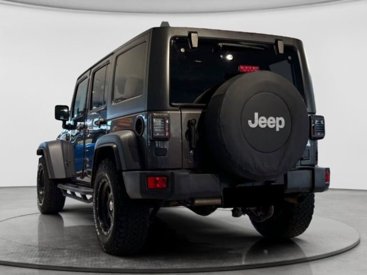 Jeep Wrangler Unlimited 3.6 V6 Rubicon Auto (4)