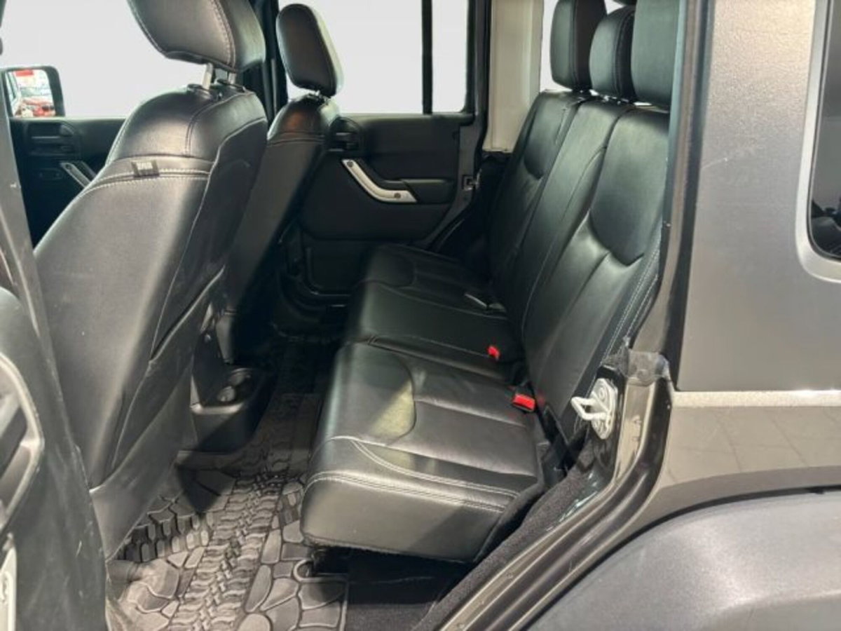 Jeep Wrangler Unlimited 3.6 V6 Rubicon Auto (9)
