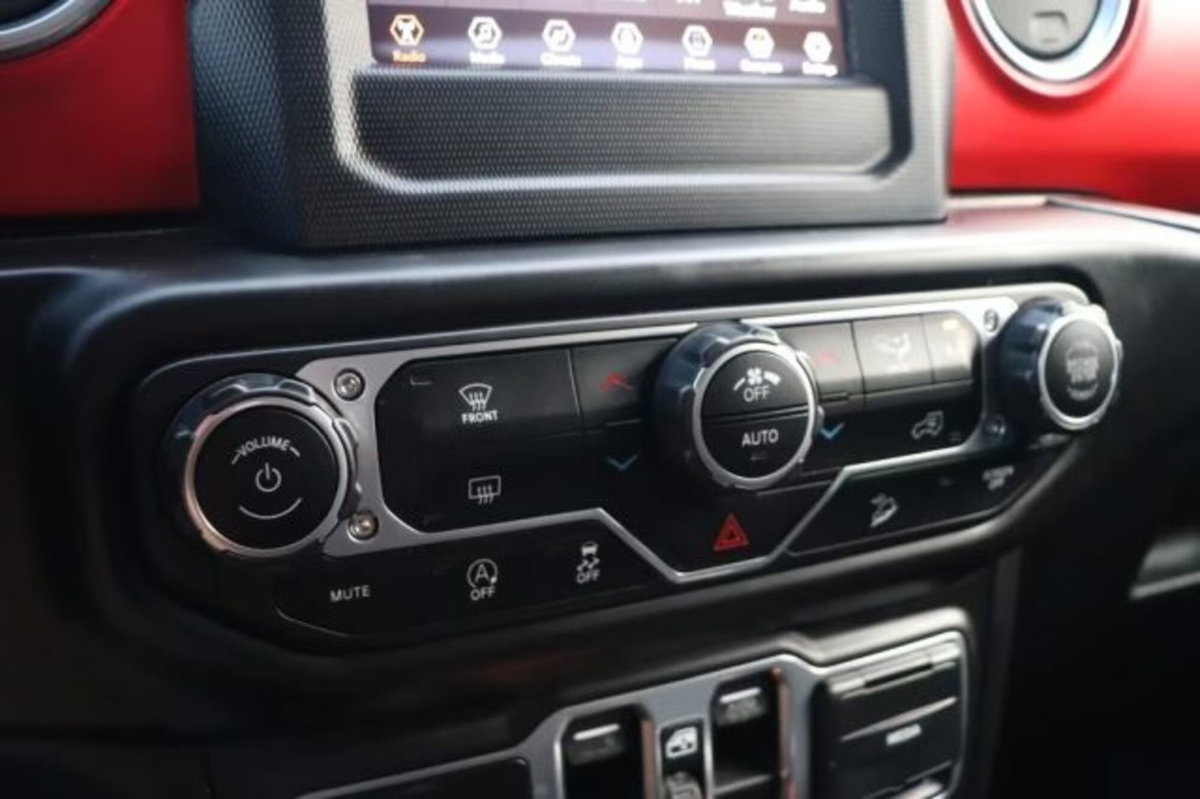 Jeep Wrangler Unlimited 3.6 V6 Rubicon Auto (19)