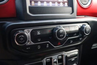 Jeep Wrangler Unlimited 3.6 V6 Rubicon Auto (19)