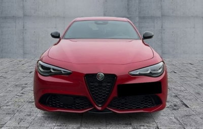 Alfa Romeo Giulia 2.0 Turbo 280 CV AT8 AWD Q4 Veloce (2)