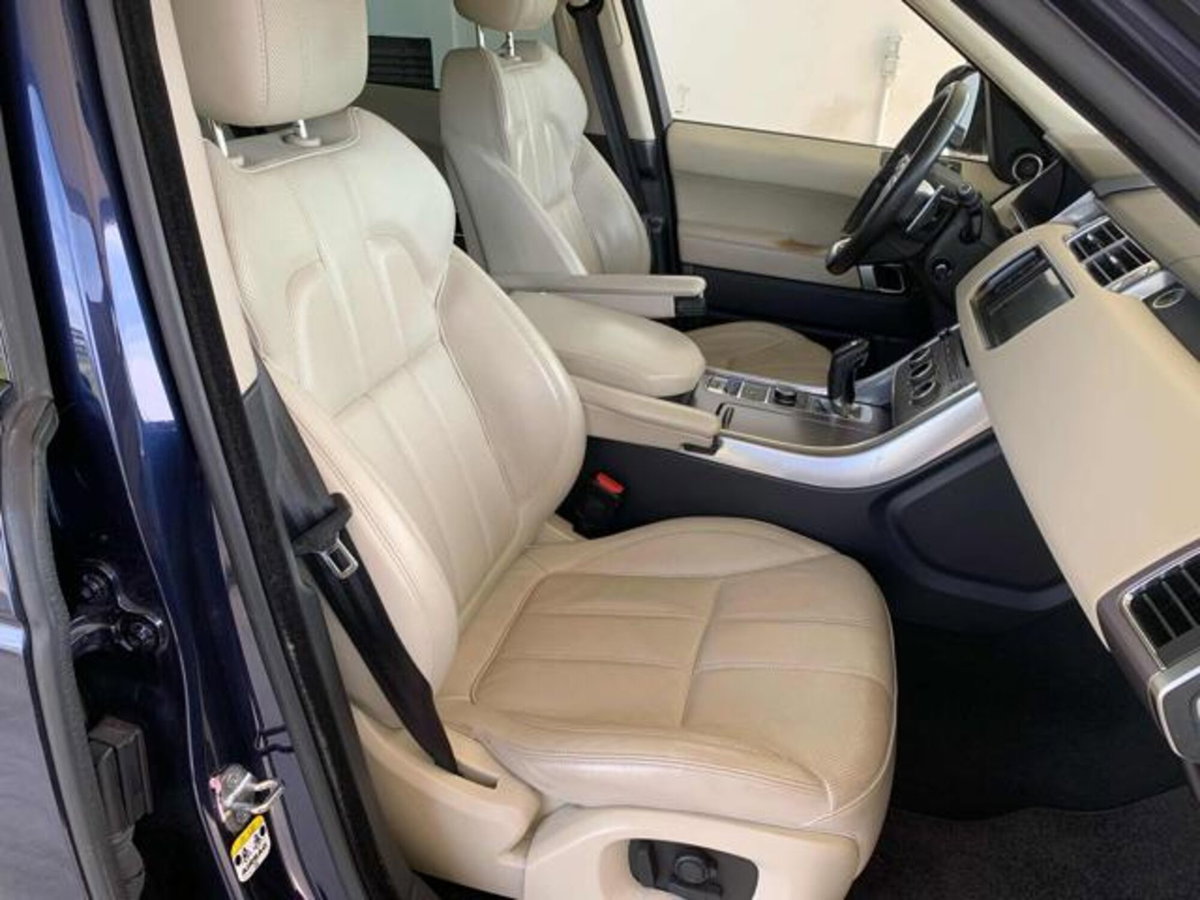 Land Rover Range Rover Sport 3.0 TDV6 HSE (19)