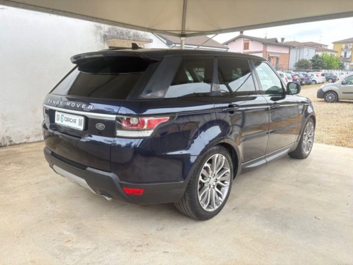 Land Rover Range Rover Sport 3.0 TDV6 HSE (6)