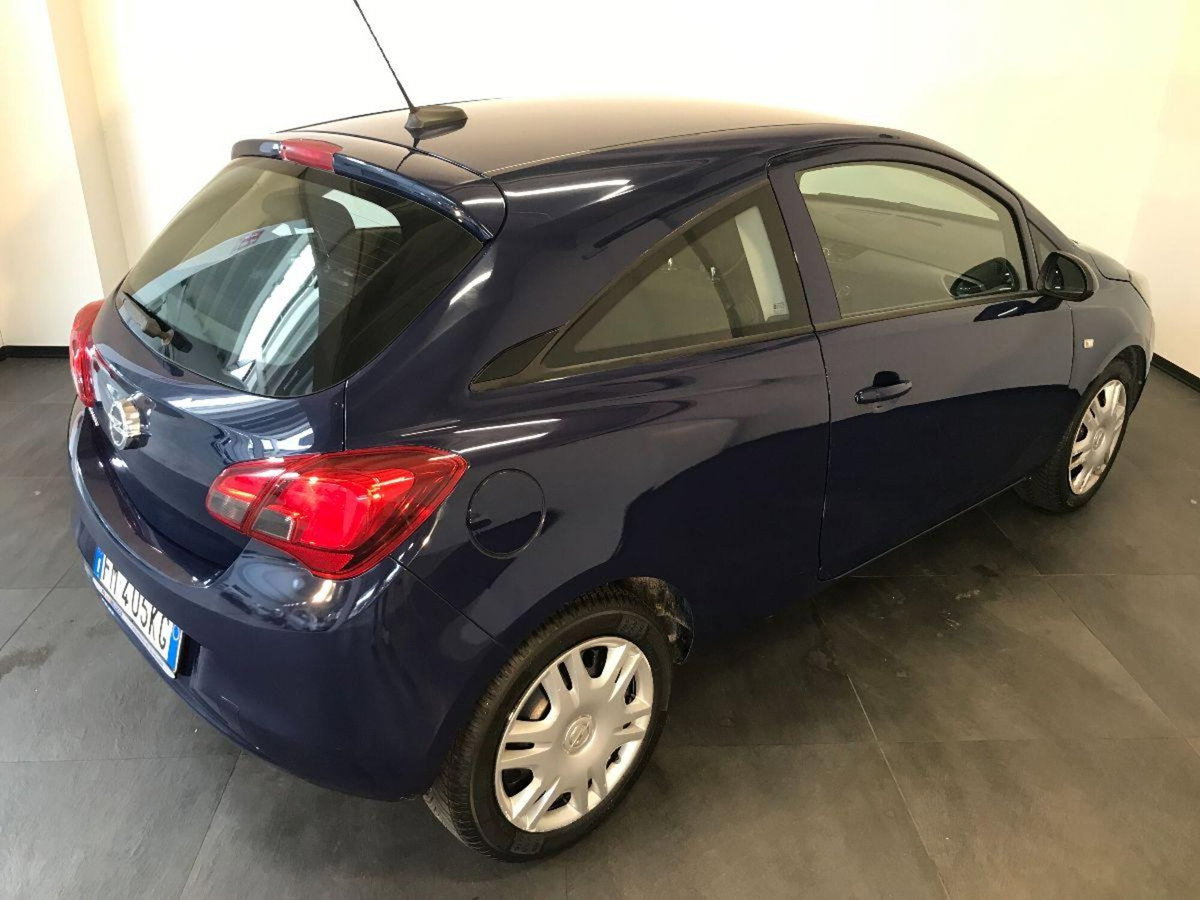 Opel Corsa Coupé 1.2 (4)