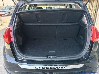Kia Venga 1.4 CRDi 90 CV Crossover (14)