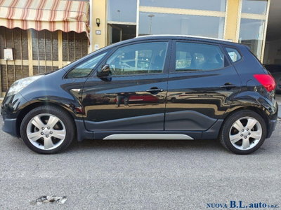 Kia Venga 1.4 CRDi 90 CV Crossover (3)