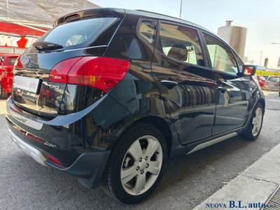 Kia Venga 1.4 CRDi 90 CV Crossover (4)