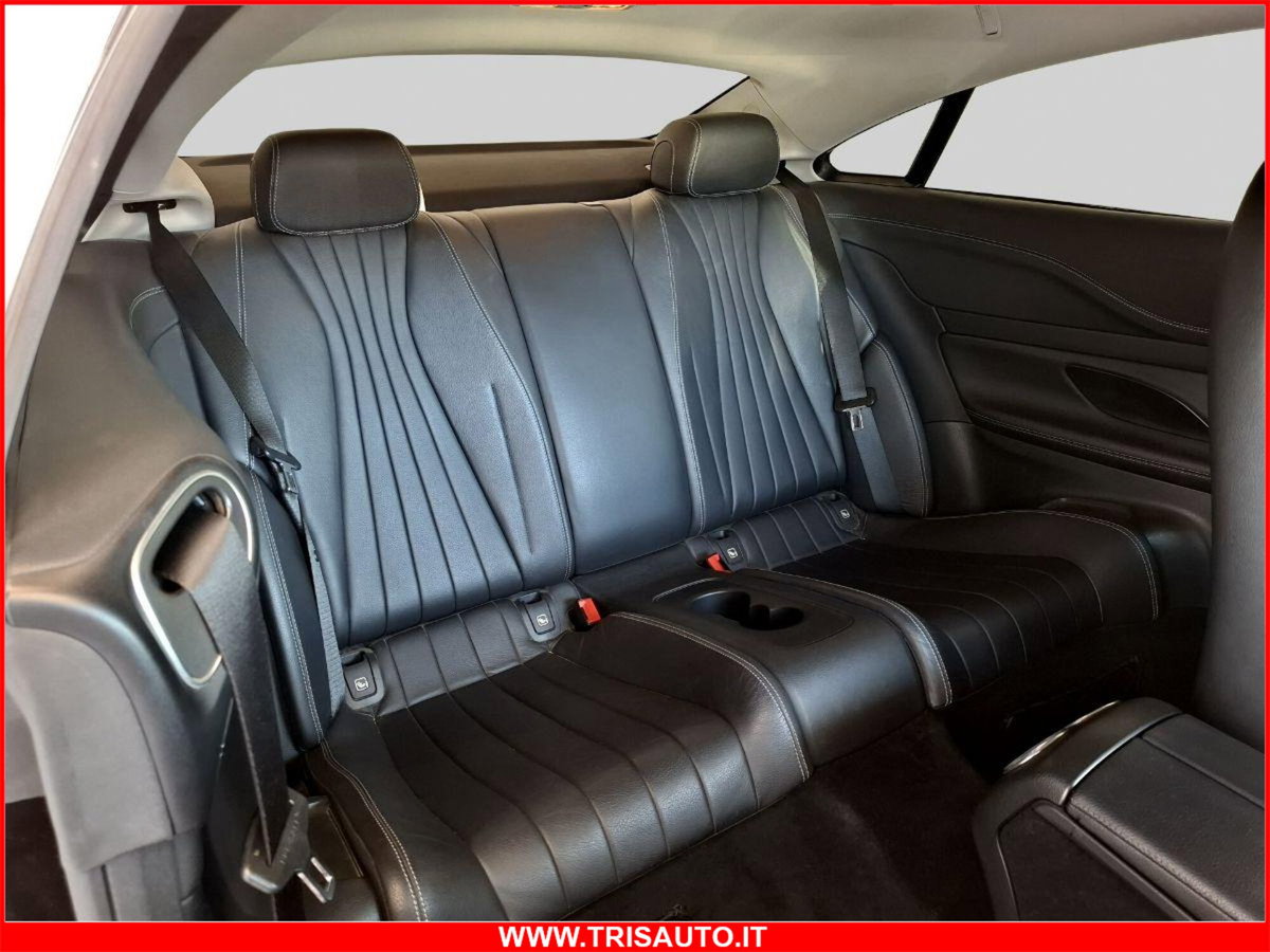 Mercedes-Benz Classe E Coupé 220 d 4Matic Sport (9)