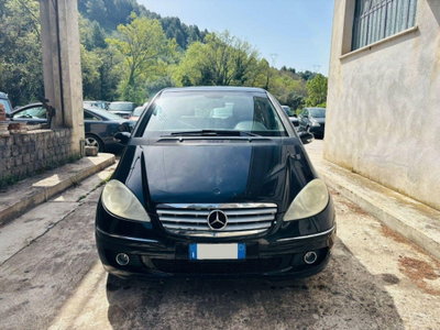 Mercedes-Benz Classe A 180 CDI Avantgarde (2)