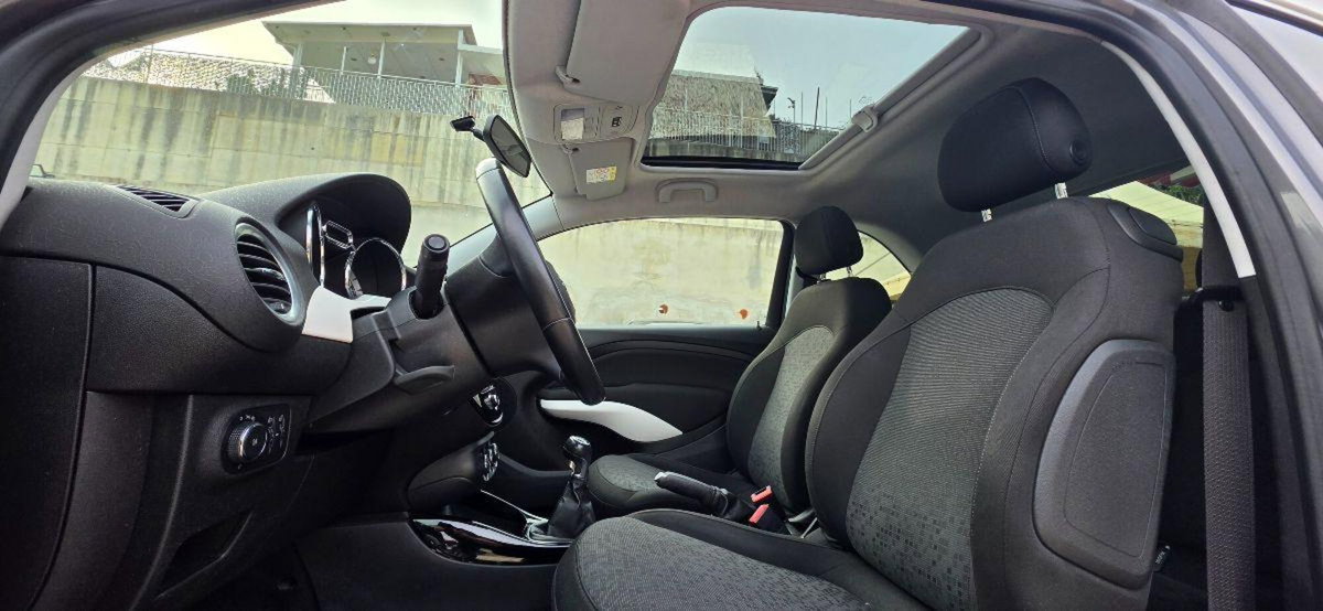 Opel Adam 1.4 87 CV GPL Tech Glam (15)