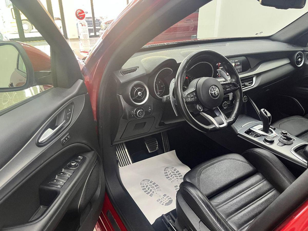 Alfa Romeo Stelvio Stelvio 2.2 Turbodiesel 210 CV AT8 Q4 Veloce (15)