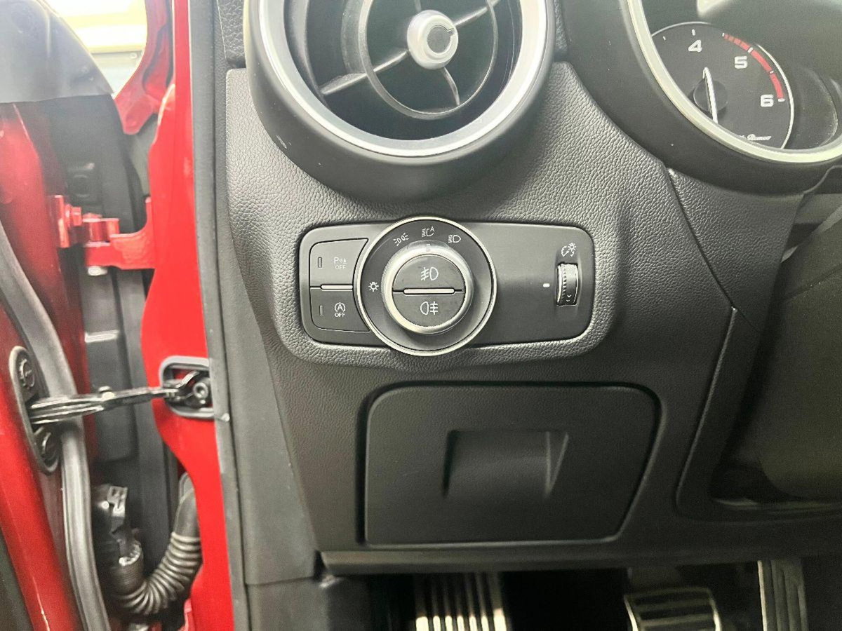 Alfa Romeo Stelvio Stelvio 2.2 Turbodiesel 210 CV AT8 Q4 Veloce (16)