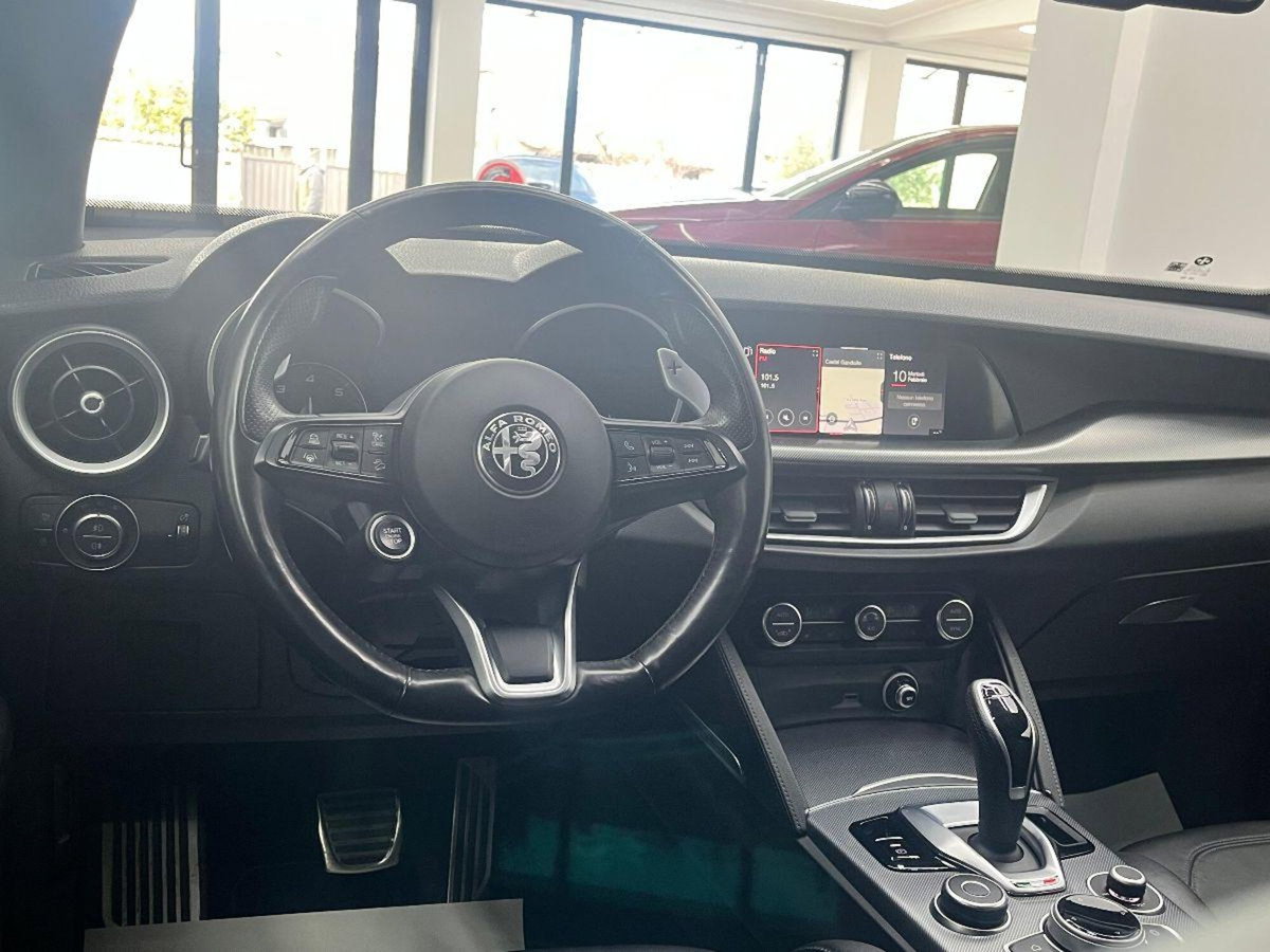 Alfa Romeo Stelvio Stelvio 2.2 Turbodiesel 210 CV AT8 Q4 Veloce (17)