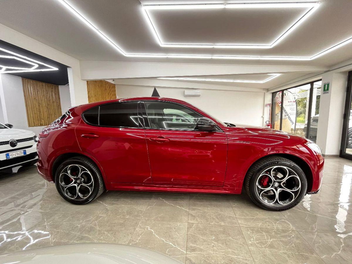 Alfa Romeo Stelvio Stelvio 2.2 Turbodiesel 210 CV AT8 Q4 Veloce (6)