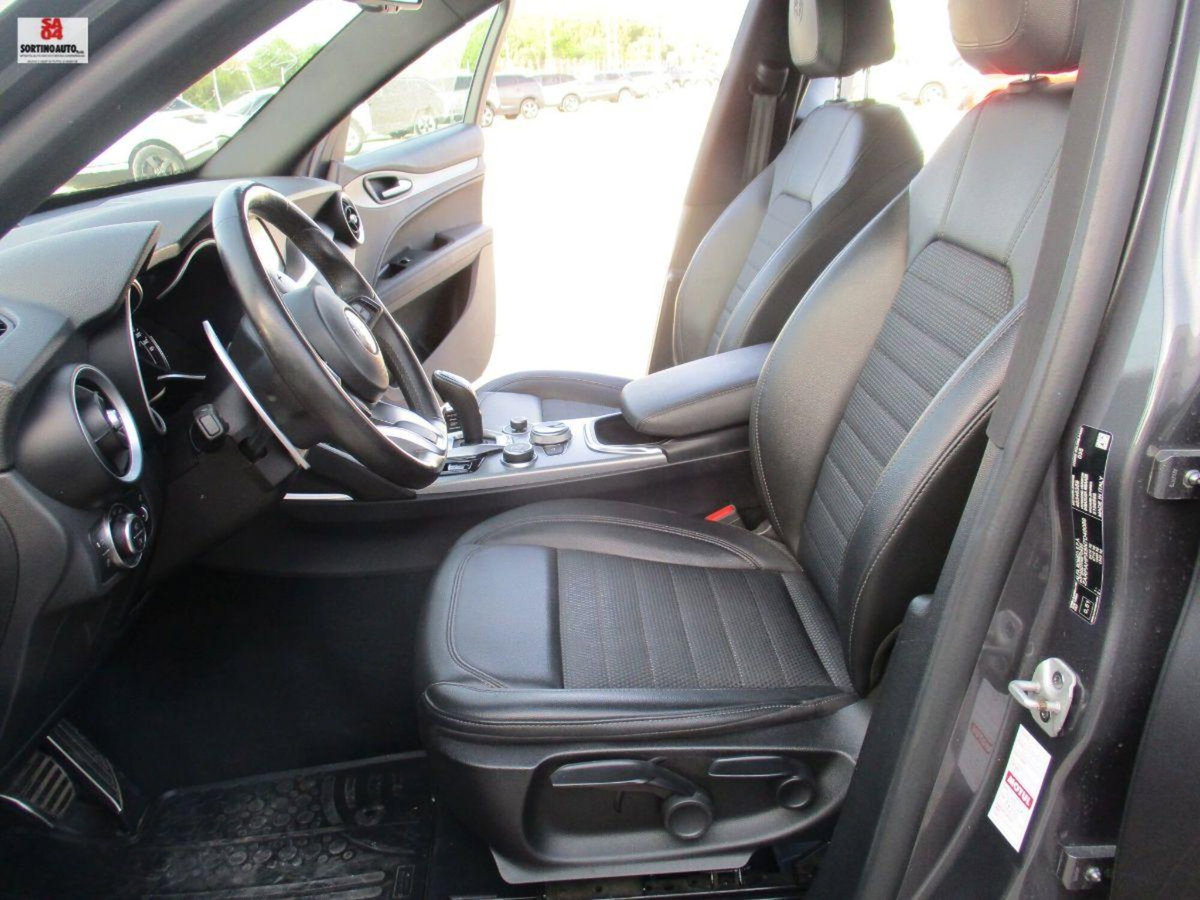 Alfa Romeo Stelvio Stelvio 2.2 Turbodiesel 190 CV AT8 Q4 Super Business (15)
