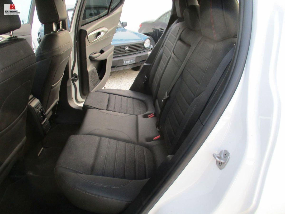 Alfa Romeo Tonale 1.5 hybrid Sprint 130cv tct7 (15)