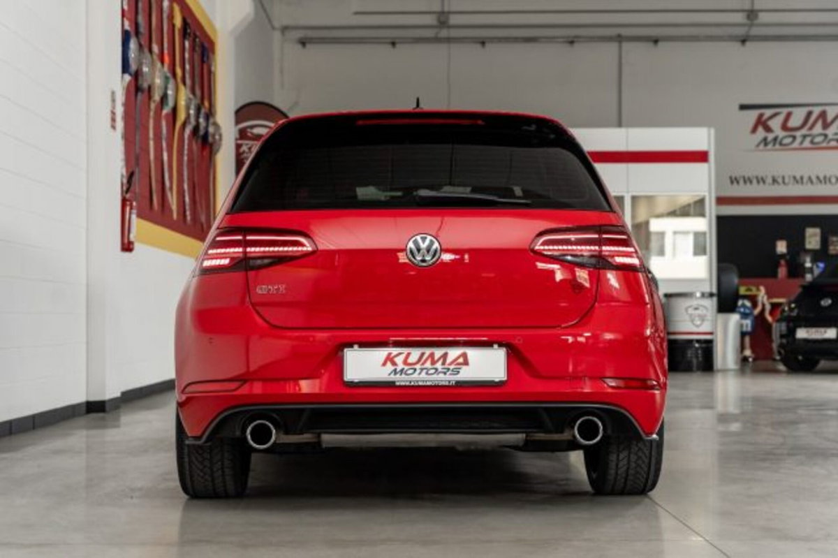 Volkswagen Golf 2.0 tsi GTI MT Ultimate 245cv (12)