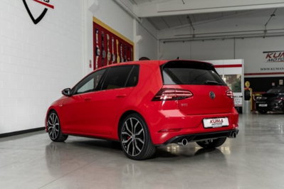 Volkswagen Golf 2.0 tsi GTI MT Ultimate 245cv (4)