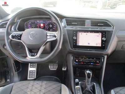 Volkswagen Tiguan 2.0 TDI 150 CV SCR DSG 4MOTION R-Line (9)
