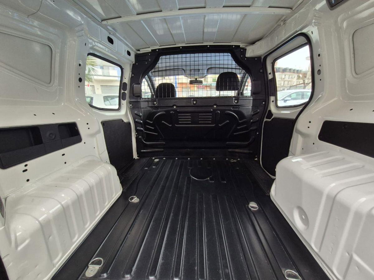 Fiat Fiorino 1.3 MJT 95CV Combinato (17)