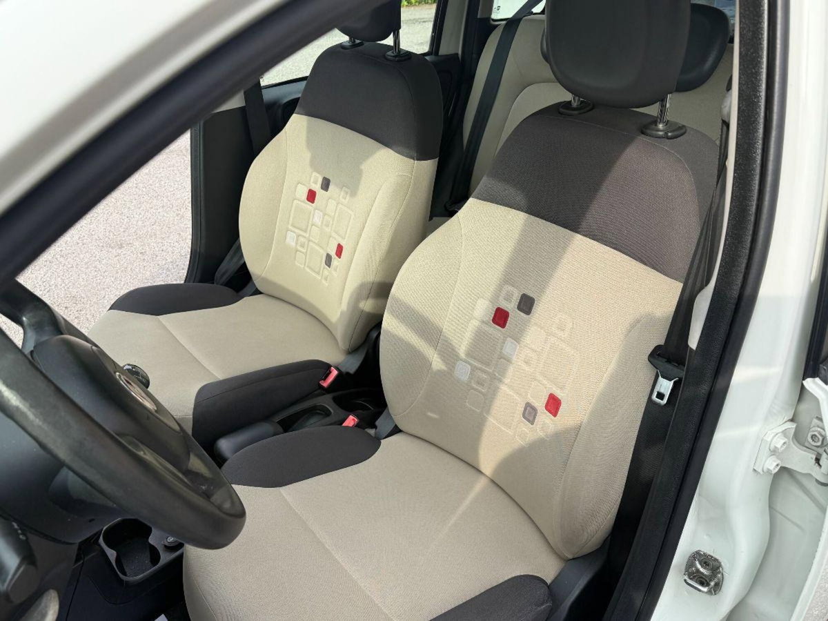 Fiat Panda 1.3 MJT S&S Easy (8)