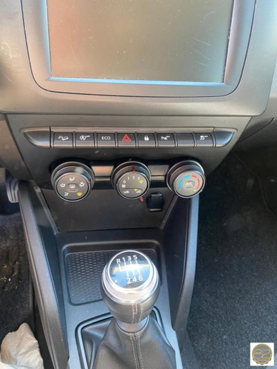 Dacia Duster 1.5 Blue dCi 8V 115 CV 4x4 Comfort (8)