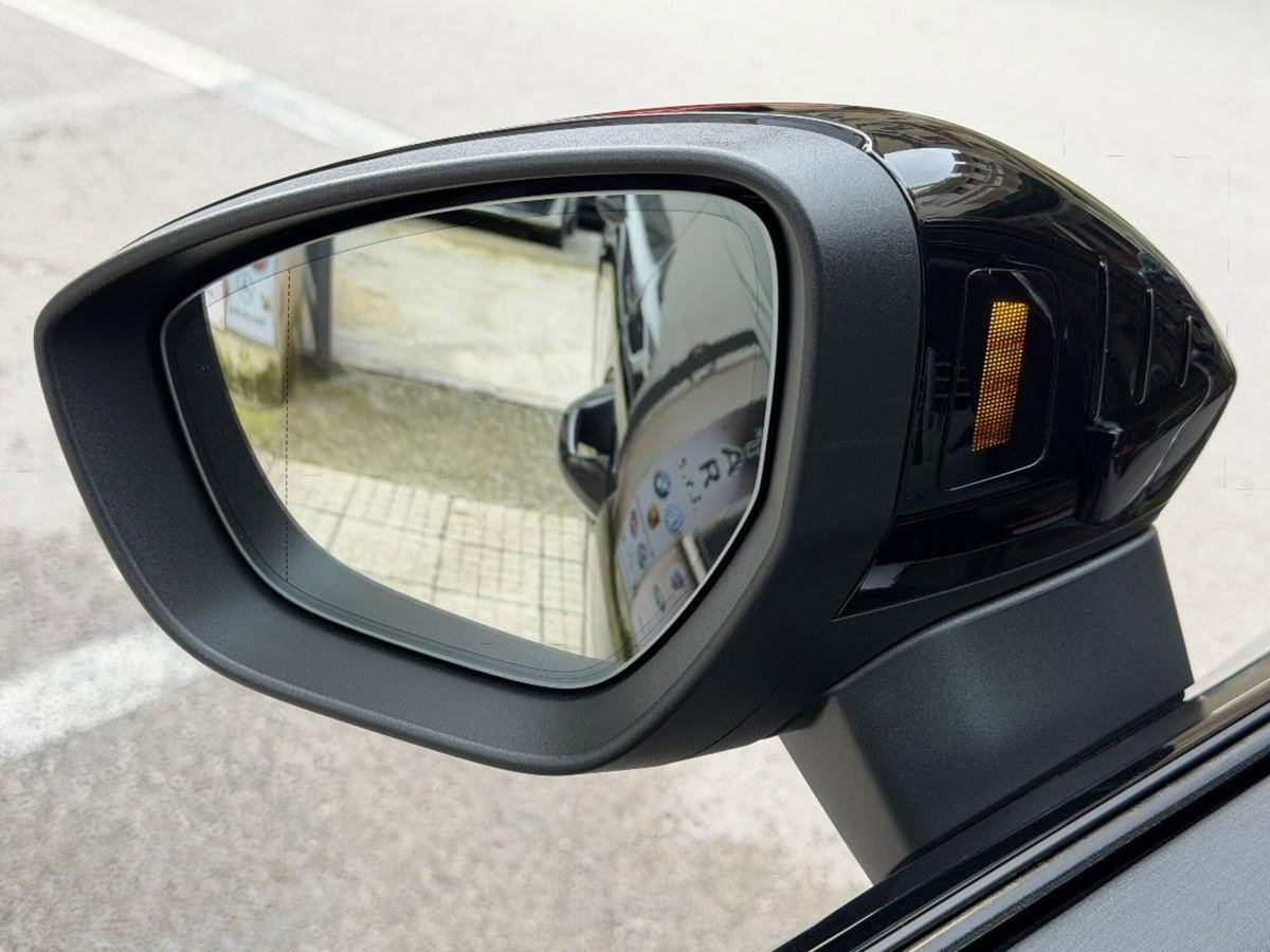 Audi Q3 Sportback 35 TDI quattro S tronic S line edition (14)