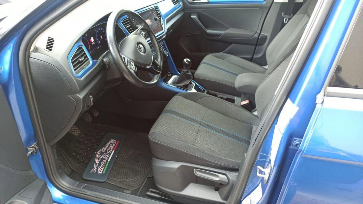 Volkswagen T-Roc 1.6 TDI SCR Advanced BlueMotion Technology (5)