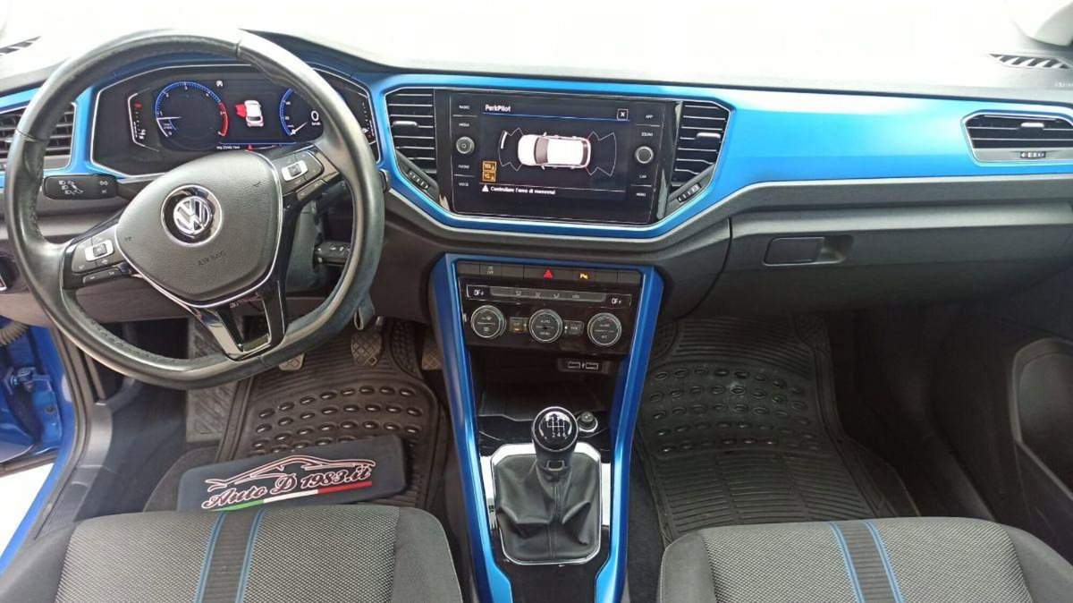 Volkswagen T-Roc 1.6 TDI SCR Advanced BlueMotion Technology (8)