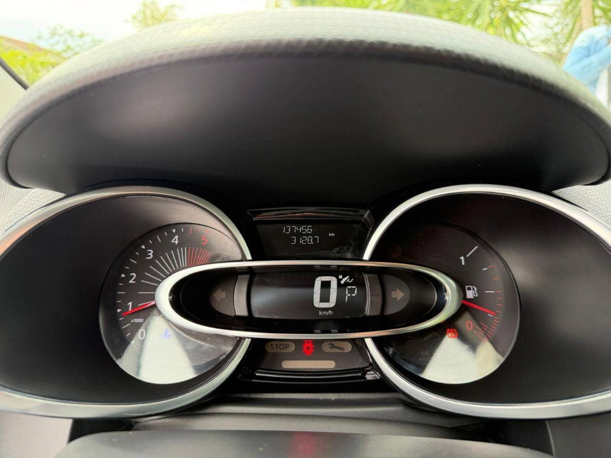 Renault Clio 1.5 dCi 8V 90CV EDC Start&Stop 5 porte Duel2 (16)