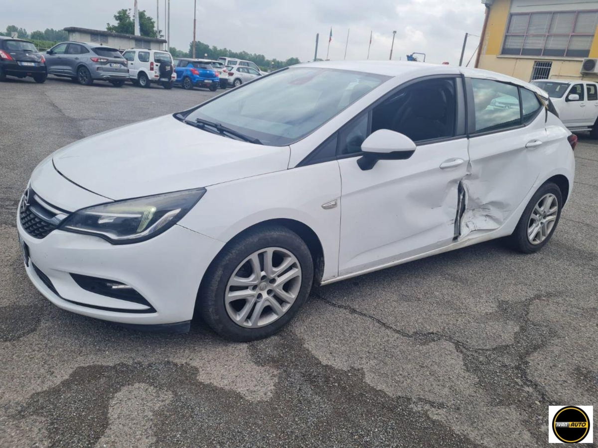 Opel Astra Station Wagon 1.6 CDTi 136CV Start&Stop Sports Innovation (9)