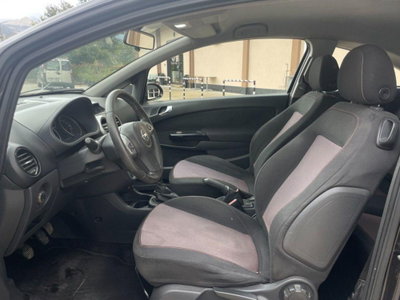 Opel Corsa 1.3 CDTI 90CV 3 porte Sport (8)