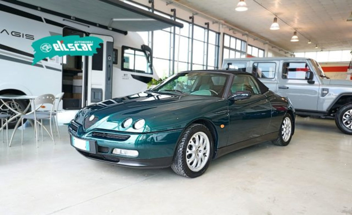 Alfa Romeo Spider 2.0i 16V Twin Spark cat