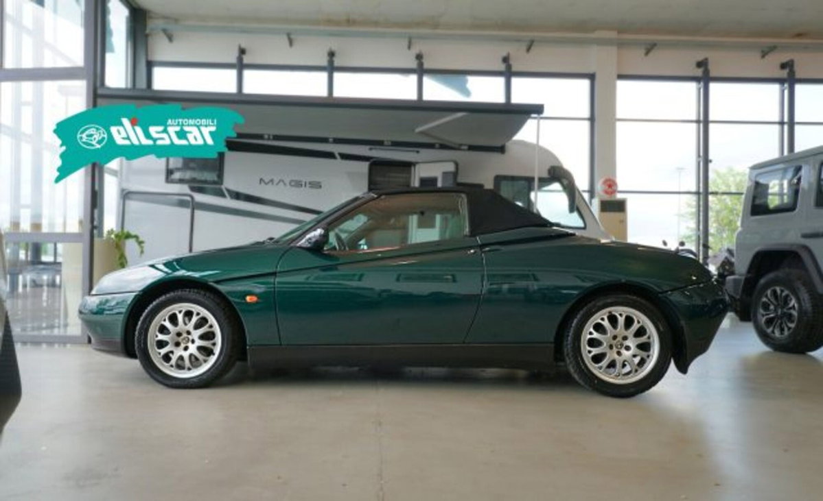 Alfa Romeo Spider 2.0i 16V Twin Spark cat (3)