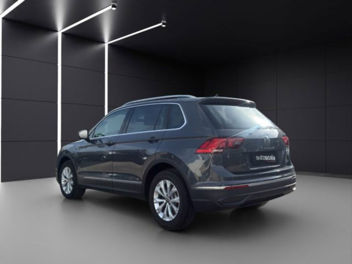 Volkswagen Tiguan 2.0 TDI 150 CV SCR DSG 4MOTION Life (3)