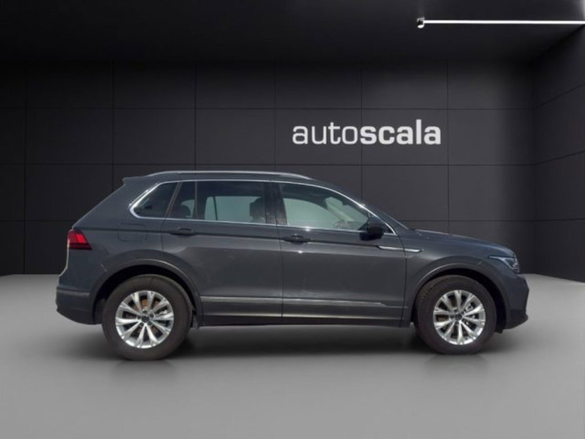 Volkswagen Tiguan 2.0 TDI 150 CV SCR DSG 4MOTION Life (6)