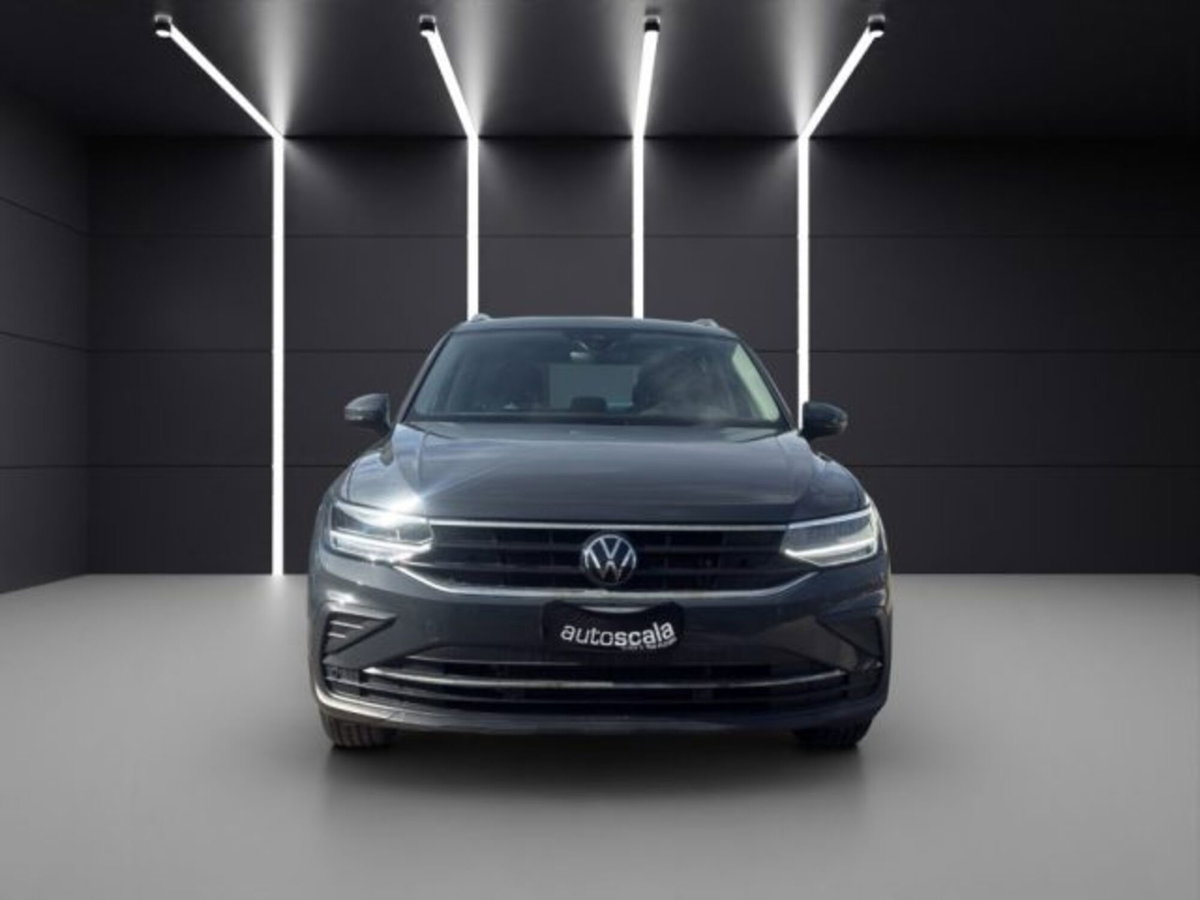 Volkswagen Tiguan 2.0 TDI 150 CV SCR DSG 4MOTION Life (8)