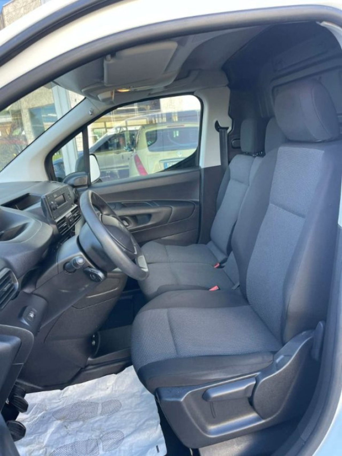 Peugeot Partner Furgone BlueHDi 100 PL Furgone Pro (8)