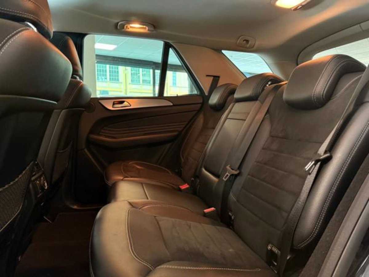 Mercedes-Benz Classe ML 350 BlueTEC 4Matic Premium (12)