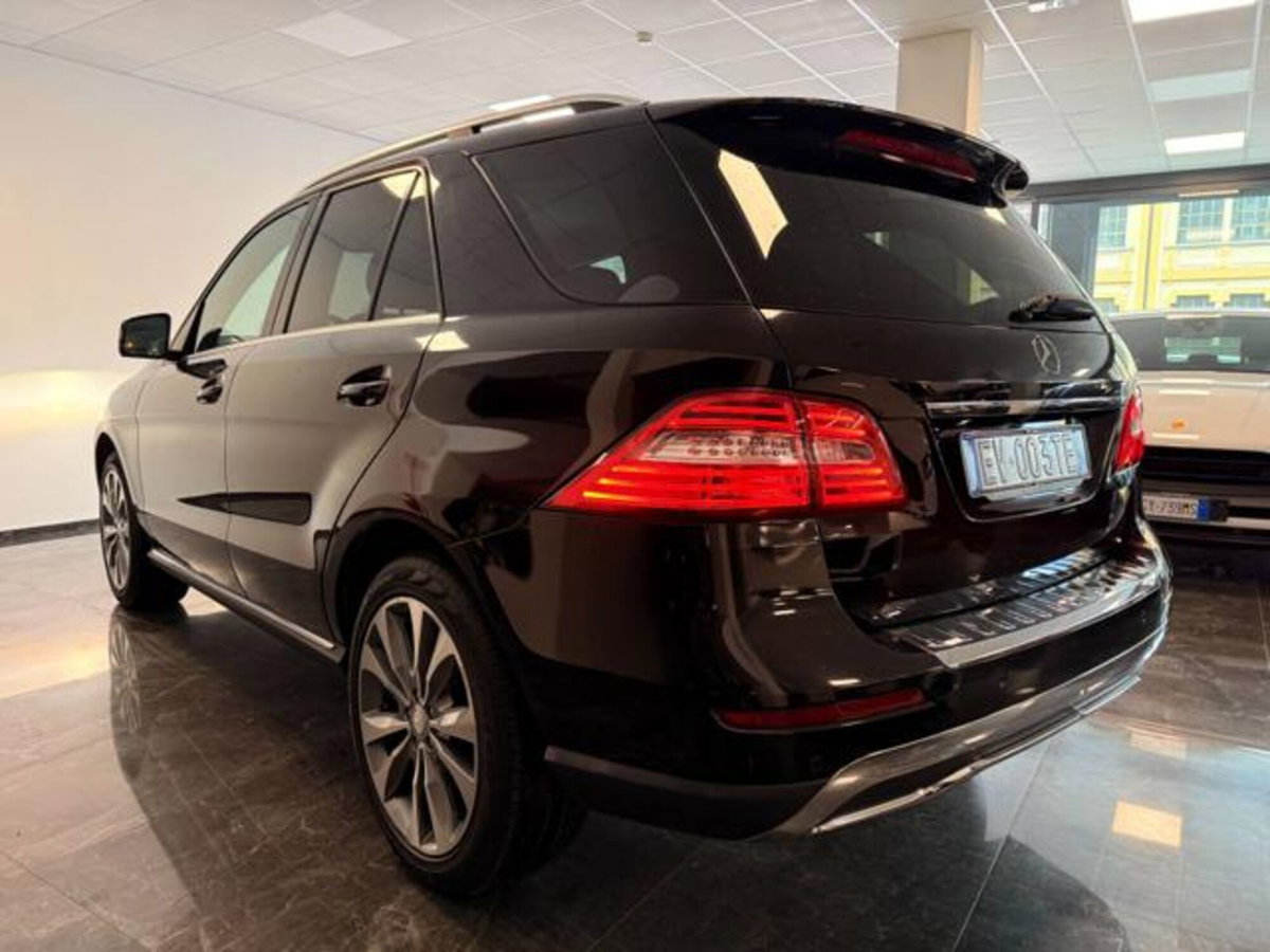 Mercedes-Benz Classe ML 350 BlueTEC 4Matic Premium (4)