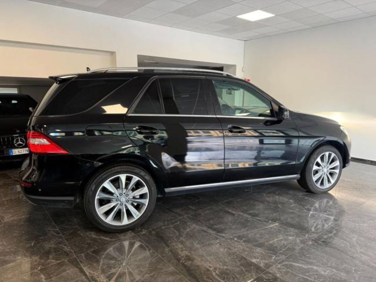 Mercedes-Benz Classe ML 350 BlueTEC 4Matic Premium (8)