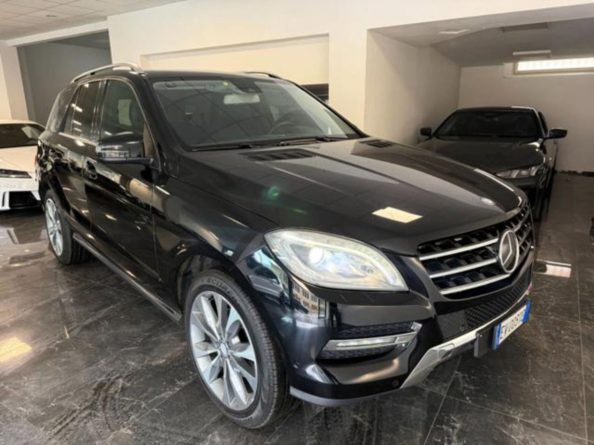 Mercedes-Benz Classe ML 350 BlueTEC 4Matic Premium (9)